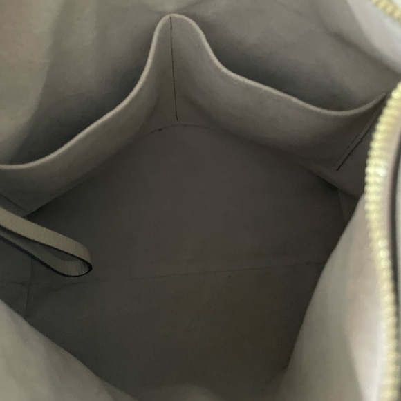 Authentic Louis Vuitton Monogram Empreinte Maida Hobo Purse - Picture 5 of 13